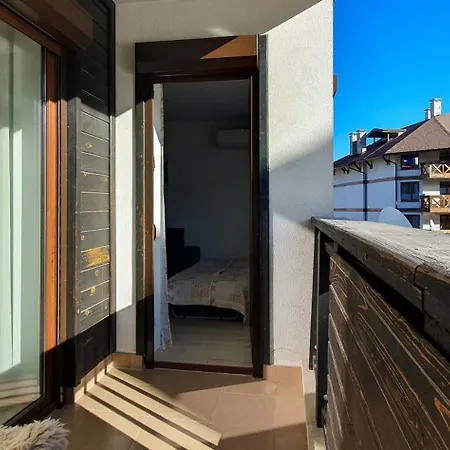 Apartment Gondola Lift *