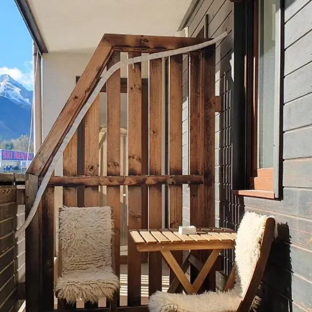 Apartman Gondola Lift *