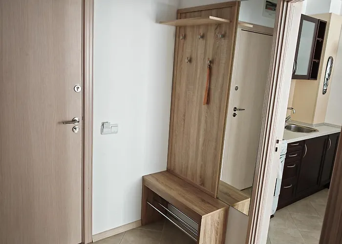 Apartment Gondola Lift *